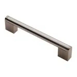 Knobs & Handles